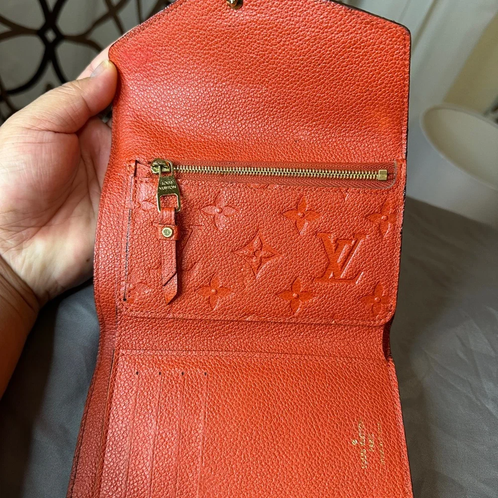 LOUIS VUITTON Red Monogram Empreinte Compact Curieuse - Picture 6 of 11